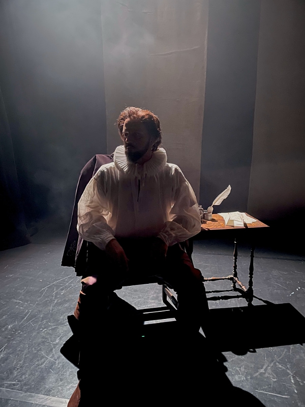 That Knave Raleigh Production Image