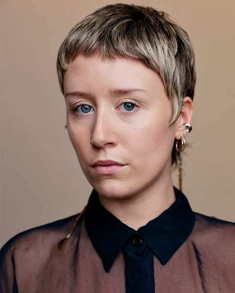Amy Scollard biography picture